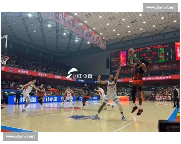CBA直播广州队迎战新疆队焦点对决全场精彩看点解析赛季强强碰撞
