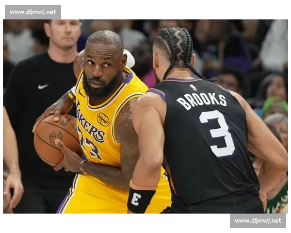 湖人对决尼克斯全场录像回放精彩瞬间与战术解析完整比赛深度复盘